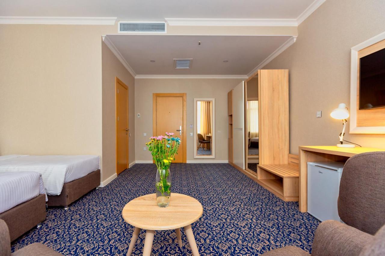 Metro City Hotel Baku Eksteriør billede