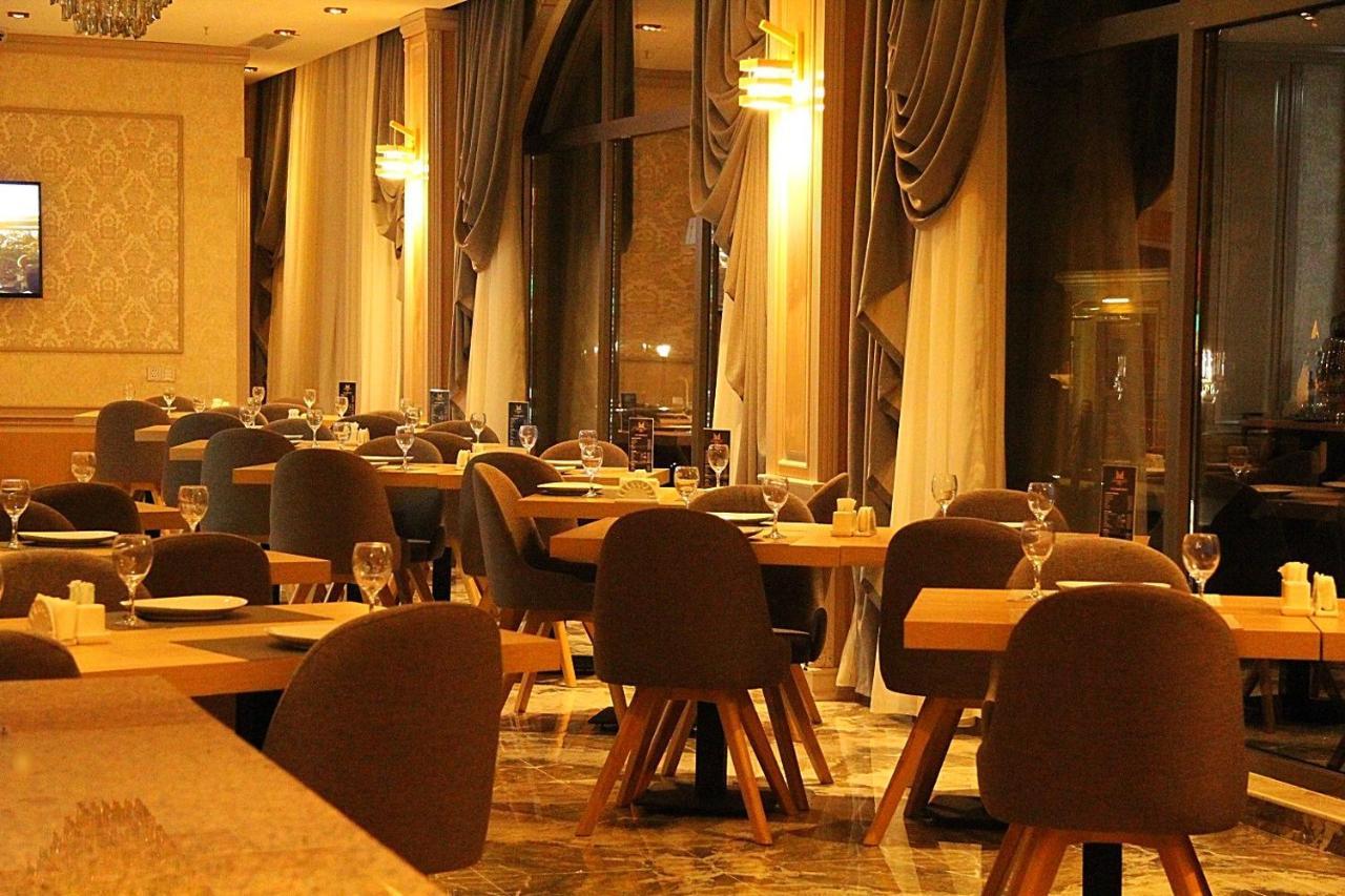 Metro City Hotel Baku Eksteriør billede